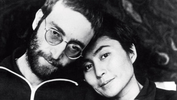 John Lennon: Απιστίες, έρωτες, ναρκωτικά και η άγνωστη ζωή ενός μύθου 