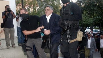 Ο Μιχαλολιάκος μηνύει τον εισαγγελέα των φυλακών Κορυδαλλού