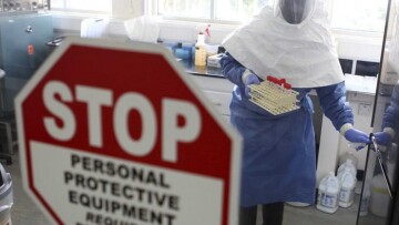 ΓΓ. Δημόσιας Υγείας: «Δεν υπάρχει λόγος ιδιαίτερης ανησυχίας για τον Έμπολα στην Ελλάδα»