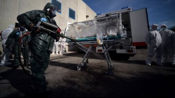 Τρόμος για τον Έμπολα: Ανεξέλεγκτη η κατάσταση στη Δ. Αφρική 