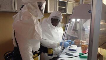 ΠΟΥ: Μειώνονται οι θάνατοι και τα κρούσματα Έμπολα στη Λιβερία 