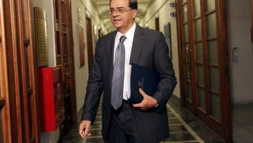 Χαρδούβελης: «Μπαίνουμε σε μια νέα σχέση με τους εταίρους μας, δεν θα τραβάει κανείς το αυτί μας»