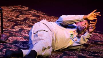 Παρά τις καταγγελίες για βιασμούς, ο Κόσμπι αποθεώθηκε στη Φλόριντα