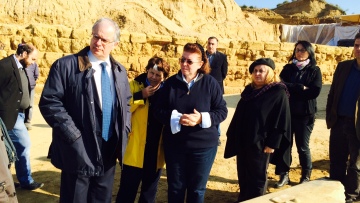 Τασούλας από Αμφίπολη: Βρέθηκαν ανθρώπινες παραστάσεις στα μαρμάρινα επιστύλια