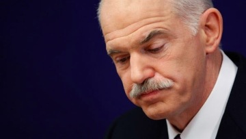 ΠΑΣΟΚ: Τραβάει επικίνδυνα το σχοινί η "ομάδα Παπανδρέου"