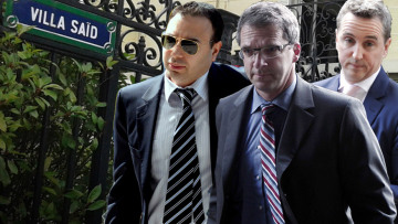 Σενάρια παράτασης του Μνημονίου από WSJ και Bloomberg