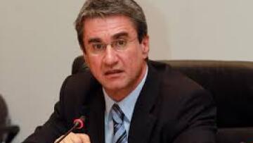 Λοβέρδος: «Θα δώσουμε στον Ρωμανό όλες τις ευκαιρίες για να αποφοιτήσει»