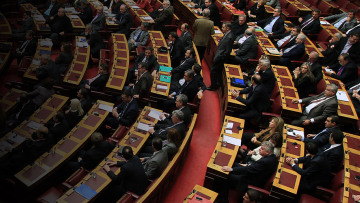 Βουλευτές μαζεύουν υπογραφές για Πρόεδρο