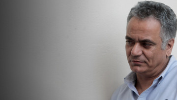 Σκουρλέτης: Είναι σε εξέλιξη σχέδιο πολιτικής αποστασίας