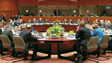 Focus: Η Ελλάδα ακροβατεί και κοροϊδεύει τον εαυτό της με τα περί εξυγίανσης