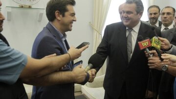 Συνάντηση Καμμένου - Νίκου Παππά με το βλέμμα στην εκλογή Προέδρου