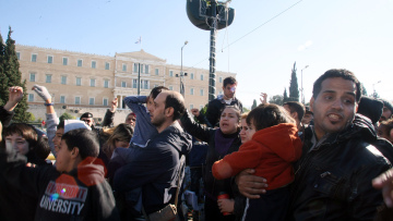 Yπ. Εσωτερικών: Διακινητές σαμποτάρουν το άσυλο στους Σύρους