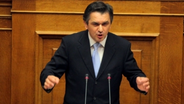 Απών από τη σημερινή ψηφοφορία ο ανεξάρτητος βουλευτής Γ. Κασαπίδης