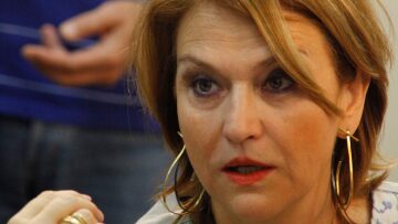 Ρεπούση για Χαϊκάλη: «Καμία απόπειρα δωροδοκίας βουλευτών της ΔΗΜΑΡ. Τυχαίο; Δε νομίζω»