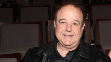 Χαϊκάλης σε Αποστολόπουλο: «Φέρε ένα καλό δωράκι να την εντυπωσιάσεις»