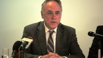 Τσούκαλης: «Θα ψηφίσω παρών»