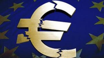 Bloomberg: Όπου πάει η Ελλάδα θα πάει και το ευρώ