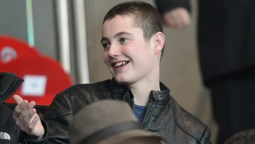 Στα όπλα καλεί τους Γάλλους ο μικρός γιος του Σαρκοζί