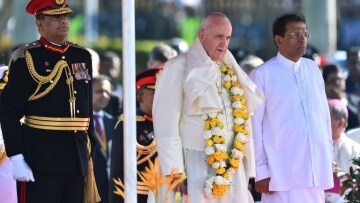 Περιοδεία του Πάπα στην Ασία – Πρώτος σταθμός η Σρι Λάνκα 