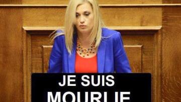JE SUIS MOURLIE: Τρολάρουν τη Ραχήλ Μακρή στα Social Media