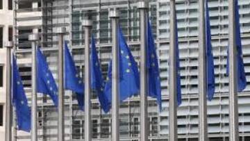 Οι ηγέτες της ΕΕ απειλούν τη Μόσχα με νέες κυρώσεις