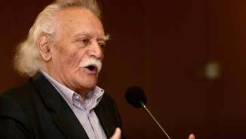 Γλέζος: Η διαφορά πολιτικού ήθους Δεξιάς-Αριστεράς φάνηκε στην μη παράδοση της πρωθυπουργίας