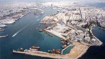 Κάθετο το «όχι»  της κυβέρνησης στις ιδιωτικοποιήσεις των λιμανιών 