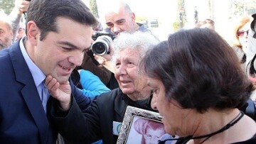 Οι συγγενείς των αγνοουμένων από την τουρκική εισβολή συγκίνησαν τον Αλέξη Τσίπρα