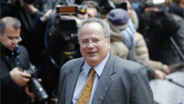 Με τους πρέσβεις Γερμανίας και Ρωσίας θα συναντηθεί ο Κοτζιάς