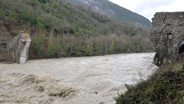 Κινητοποίηση για το γεφύρι της Πλάκας