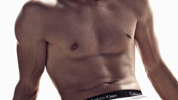 Έχω ανασφάλειες με την εμφάνισή μου, λέει ο... Mr Grey