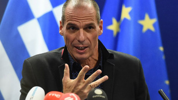 Βαρουφάκης: Αισιοδοξία για «θεραπευτική» συμφωνία