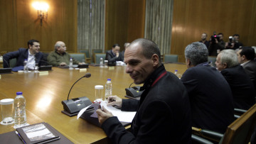 Κυβερνητικό συμβούλιο: Επιφυλάξεις και αντιρρήσεις για τη νέα συμφωνία