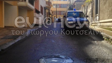 Χαλκίδα: «Βουτιά θανάτου» για μάνα και γιο από τον 5ο όροφο 