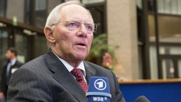 Σόιμπλε: Οι Έλληνες να κάνουν όσα έχουν υποσχεθεί 