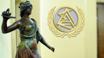 «Μπλοκάρουν» οι δικηγόροι τυχόν αναλήψεις αποθεματικών από το Ταμείο τους
