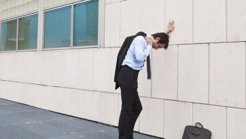 Στο 26,1% η ανεργία το τέταρτο τρίμηνο του 2014