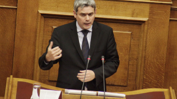 ΝΔ: Η κυβέρνηση διατηρεί την αβεβαιότητα με τα περί δημοψηφίσματος