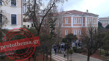 Πορεία αντιεξουσιαστών προς τις φυλακές Κορυδαλλού 