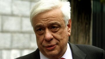 Στο υπ. Εθνικής Άμυνας τη Δευτέρα ο Προκόπης Παυλόπουλος