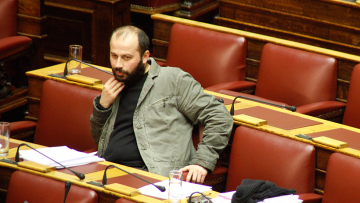 Διαμαντόπουλος σε Τσίπρα: Θέλω τροφή, στέγη και αυτοκίνητο για τις περιοδείες μου