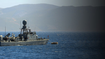 Τουρκική πυραυλάκατος περιέπλευσε το Αγαθονήσι!