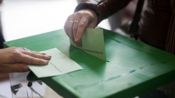 Ανδαλουσία: Νικητές οι Σοσιαλιστές, αυξάνει τις δυνάμεις του το Podemos