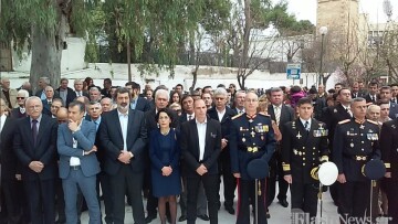 Βαρουφάκης - Θεοδωράκης μαζί στα Χανιά για την εθνική επέτειο