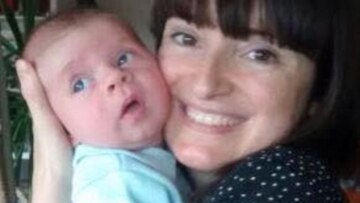 Αυτό το επτά μηνών αγοράκι είναι το νεαρότερο θύμα της αεροπορικής τραγωδίας!