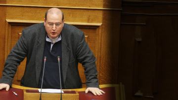 «Βόμβες» Φίλη για την ανάθεση των 500 εκατ. $ για τα αεροσκάφη