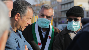 Φωτογραφίες: Στη Μυτιλήνη που «βουλιάζει» από μετανάστες ο Θεοδωράκης