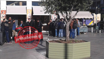 Νέες καραβιές με μετανάστες στον Πειραιά