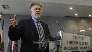 Πανούσης: Τέλος η ανοχή με τους καταληψίες