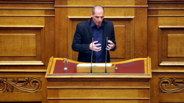 Βαρουφάκης: Ήταν λάθος η επιστροφή του 1,2 δισ. του ΤΧΣ
